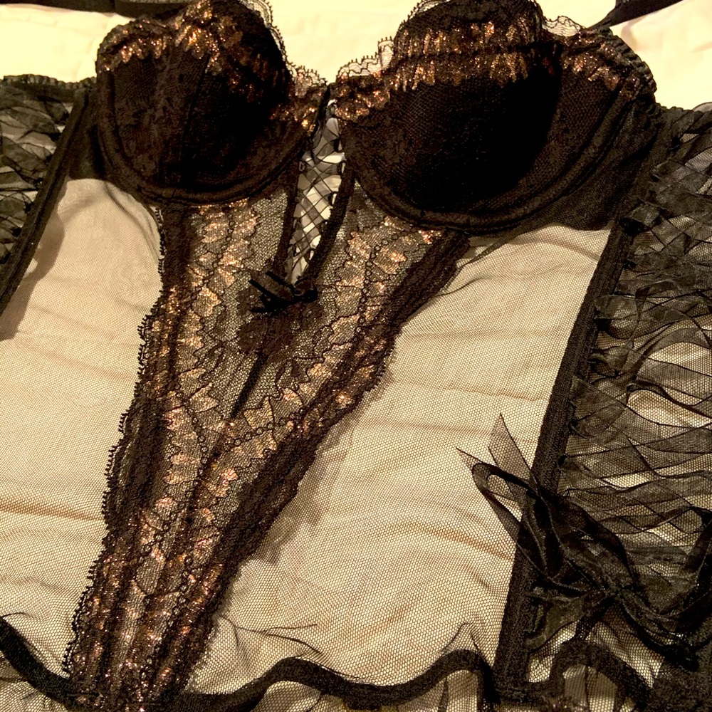 Victoria’s Secret lace up corset